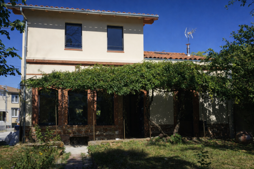 Surélévation de la maison avec vue côté jardin